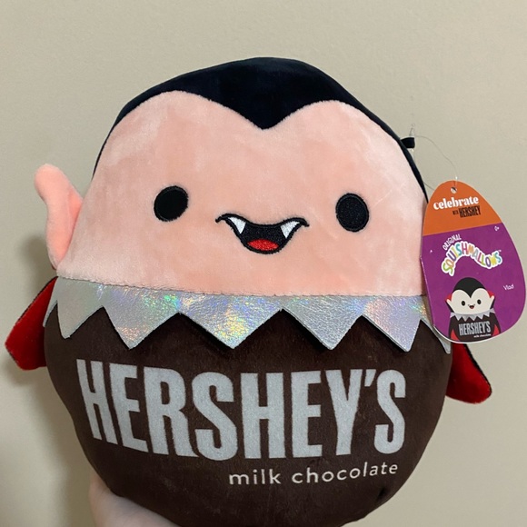 hersheys vampire squishmallow - Picture 3 of 3
